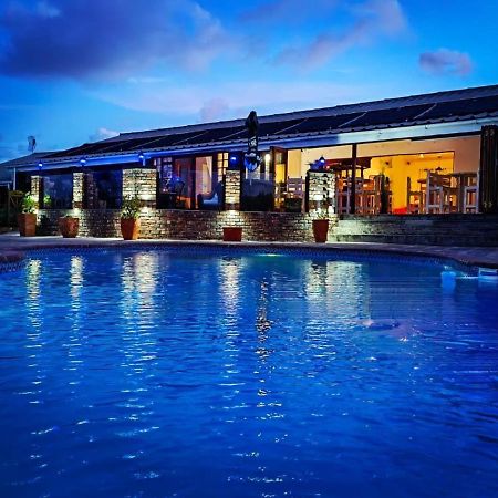 Aviators Paradise Guest House Моссел-Бей Экстерьер фото